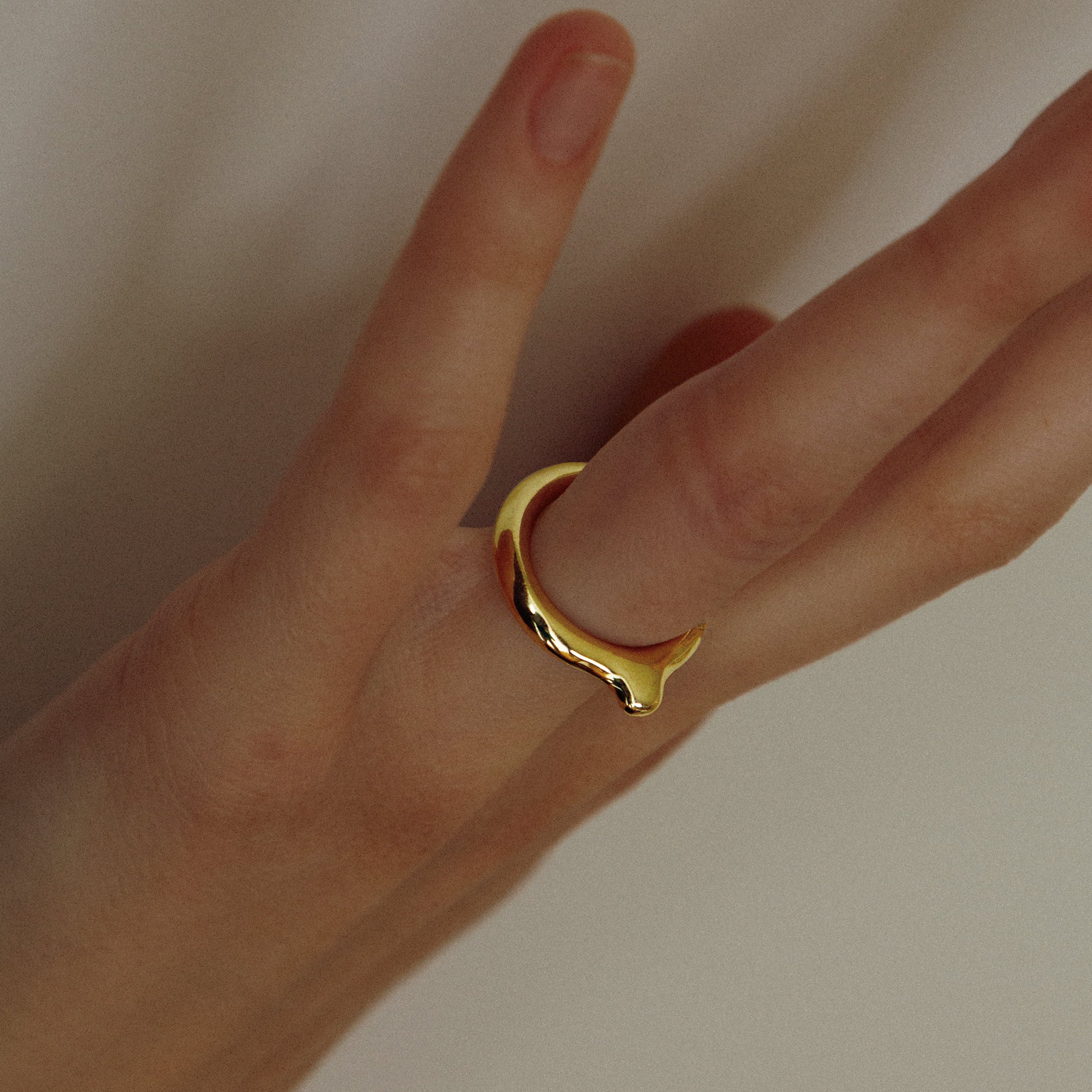 Ring Simplicity