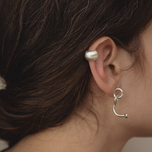 Earcuff Biomechics